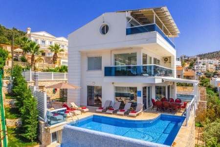 Villa Everest