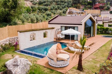 Villa King