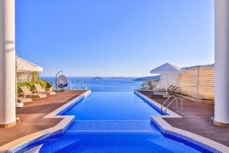 Villa Hillside 2