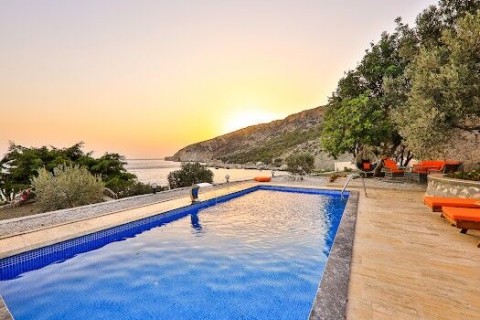 Villa Adonis 1