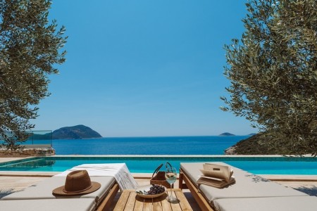 Villa Water Edge 4