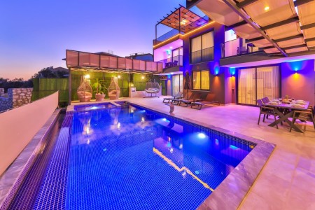 Villa Lalezar