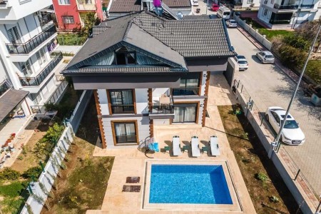VİLLA YAĞMUR GÖYNÜK